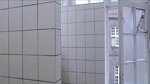 3972